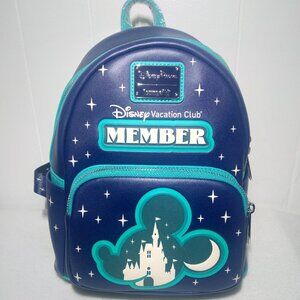 DISNEY Vacation Club Member LOUNGEFLY Mini Backpack MICKEY & Castle GLOW DARK